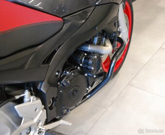 Suzuki GSR 600 Limitovaná Edice - krásný stav,původ ČR - 8