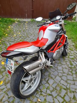 MV Agusta Brutale 910 - 8