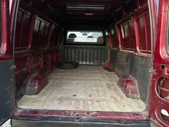 Ford Tranzit 2.5 TD , Delší verze.Stk.9/2026. - 8