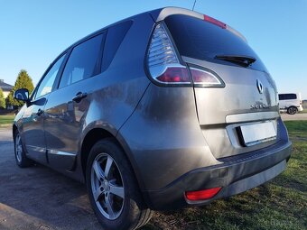 Renault Scenic 1.5 DCi - 8