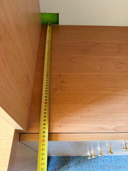 Psací stůl se skříní - 8