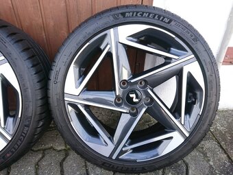 Hyundai i30 N-Line 18" originální letní kola 225/40/R18 - 8