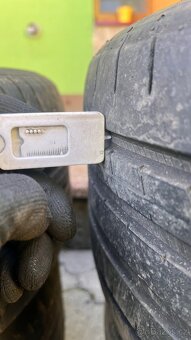 pneu 235/45R18 letní sada - 8