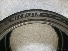 2x ZÁNOVNÍ 285/30 ZR21 Letní pneu Michelin Pilot Sport 4 S - 8