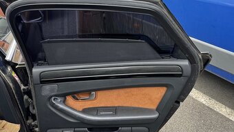 Audi A8 - 8