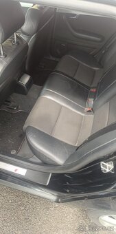 Audi a4 b7 2.0 125kw s line - 8