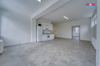 Pronájem kancelářského prostoru, 183 m², Přeštice - 8