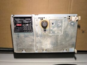 Originální autorádio VW RCD 200 - bez kódu, plně funkční - 8