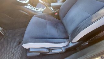 Honda Civic 1.8 i-VTEC, 124tis., 2007, ČR, servis Honda - 8
