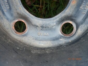 4xObutá zimní sada ŠKODA FABIA 2 195/55 R15 2x7,4 2x5,3 - 8