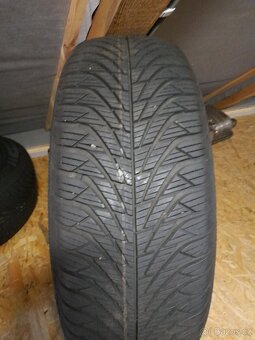 BMW alu kola, zimní pneu 195/65R15 - 8