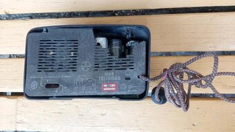 Historické rádio Talisman 306U, funkční s nepoškozenou skřín - 8