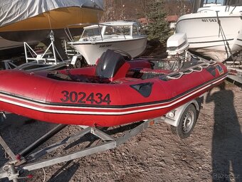 Zodiac MK2C Futura + Johnson 40 koní - 8