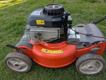 Husqvarna M145SV - motorová mulčovací sekačka s pojezdem - 8