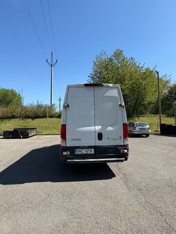 Iveco Daily MAXI 7 míst 2.3 - 8