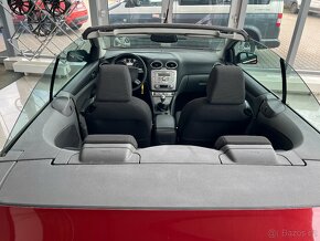 prodám Ford Focus 2,0 TDCI kabriolet - 8