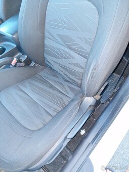 Kia ceed 1.4 Crdi - 8