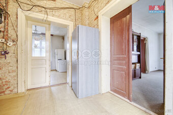 Prodej rodinného domu s pozemky 2418 m², Kunějovice - 8