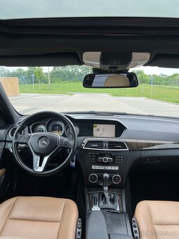 🚗 Mercedes-Benz C-Class C300 CDI 4MATIC – TOP STAV 🚗 - 8
