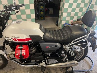 Prodám MOTO GUZZI, V7 speciál,r.v. 2024. - 8