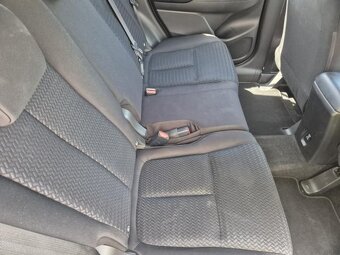 Prodám Mitsubishi Eclipse Cross 1.5 T 120kW - KOUPENO V ČR - 8