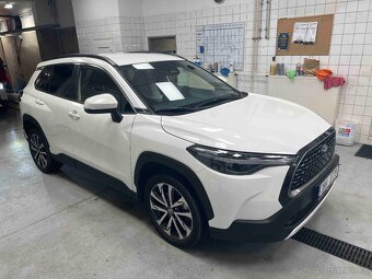 Toyota Corolla Cross, 1,8  Hybrid  Style Tech    9060 km. - 8