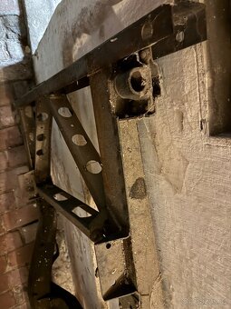 Nepoužitý rám Gaz 69 - 8