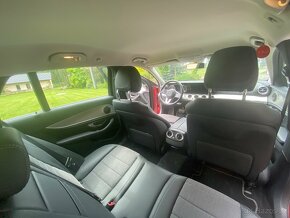 Mercedes Benz E200 - 8