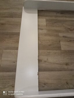 Prodám přebalovací pult se skříňkou - 8