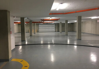 Pronájem bytu 2+kk, Třída Jiřího Pelikána, Nová Ulice, 20000 - 8