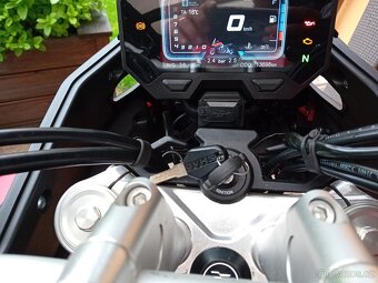 Voge 500 DS - 8