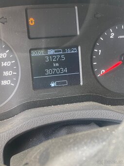 Mercedes Benz Sprinter plachta 317 8 palet - 8