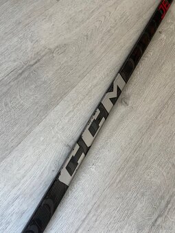 Opravená hokejka CCM Jetspeed FT5 P28 75flex ZÁRUKA - 8