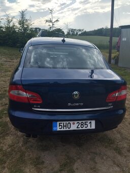 Škoda superb 4x4 sedan.2.0 - 8