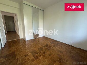 4+1 Slunečná, klidná lokalita Zlína, dvě lodžie - 8