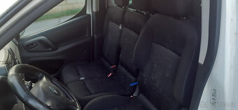 Citroen Berlingo II 1.6 HDI rok 2010 - 8