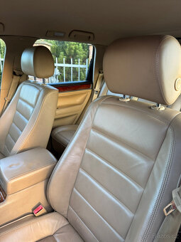 Volkswagen Touareg 2.5 TDI – 1. majitel, perfektní stav - 8