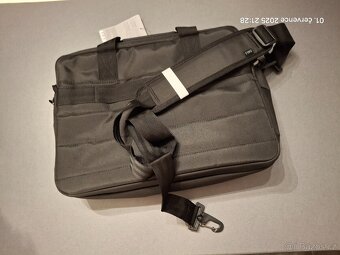 Nová brašna na notebook Dell Pro briefcase 15  . 390/290/110 - 8