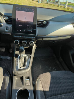 Renault Arkana e-Tech 1,6 - 8