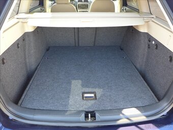 Škoda Octavia 1,4 TSI ELEGANCE, VÝHŘEV - 8