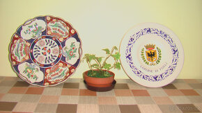JAPONSKÝ PORCELÁN - ITALSKÁ KERAMIKA - 8