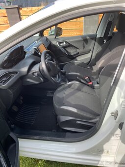 Peugeot 208 1.2 PureTech, 2016, 139 000 km, 1. majitel, 2 sa - 8
