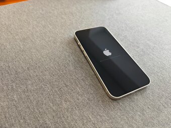 iPhone 14 / 128 GB / bílá / baterie 98% - 8
