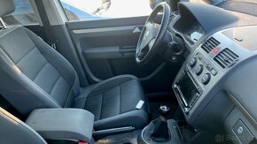 Touran 2.0Tdi 103Kw rv.2010 Navig Klimatronik Zaves Parktron - 8