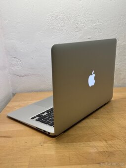 MacBook Air 13" 2017 /8GB RAM/Intel i5/512GB SSD/ Záruka - 8