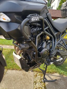 Triumph Tiger 800 XC ABS - 8