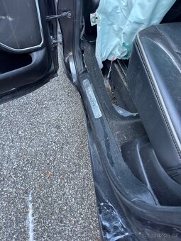 Dodge Ram 1500 Laramie - 8