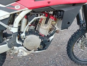 HUSQVARNA TE 450 - 8