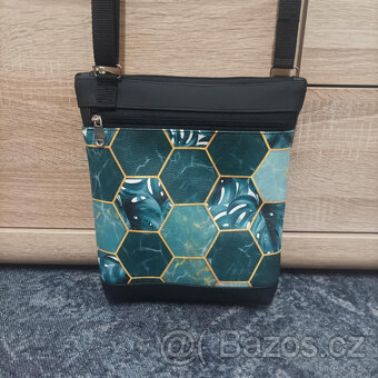 Crossbody s peněženkou - dva motivy - 8