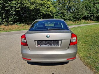 ŠKODA Octavia 2 1,6 MPI 75 KW, digiklima , vyhř TOP STAV - 8